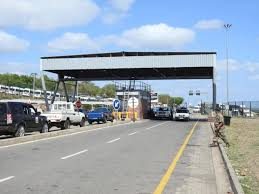 Female traveller arrested for drug smuggling