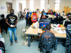 OPPO gives back to schools